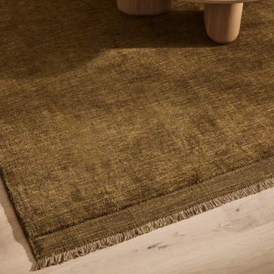 Hand-tufted New Zealand wool carpet for luxury hotel guest rooms and suites - MR Enterprises